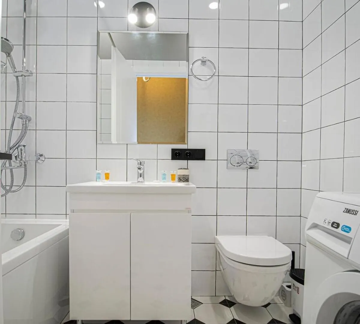 Cozy Apartment In Center Of The City 第比利斯 格鲁吉亚